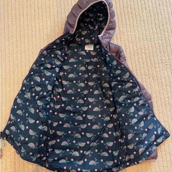 Girls Patagonia jacket size 12 (large) - Picture 2 of 2